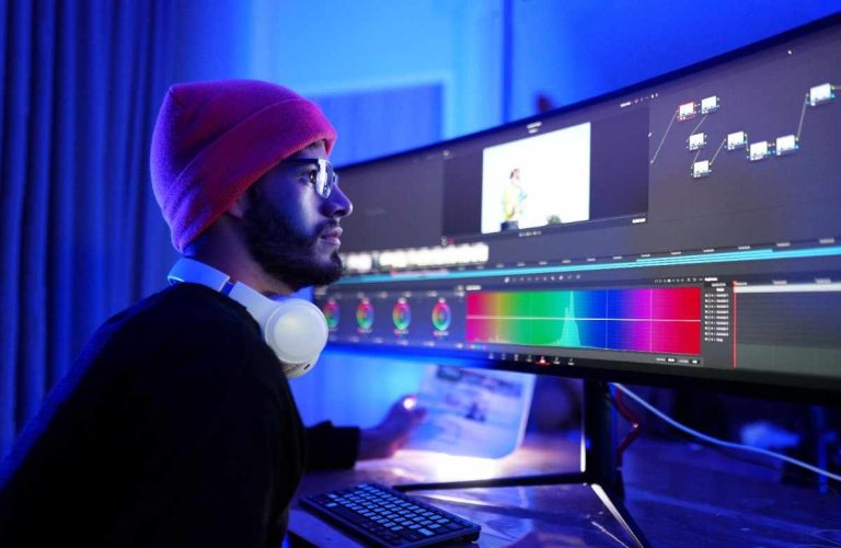 Behind the Scenes How VibeVite Helps You Track RSVPs and Videos Easily